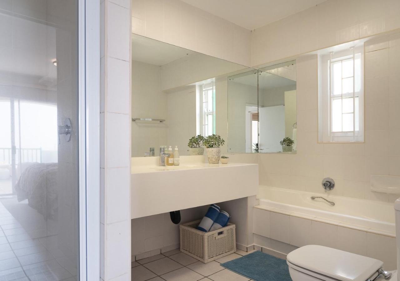 Skiathos At Beachfront Apartments In Shakas Rock Ballito Habitación foto